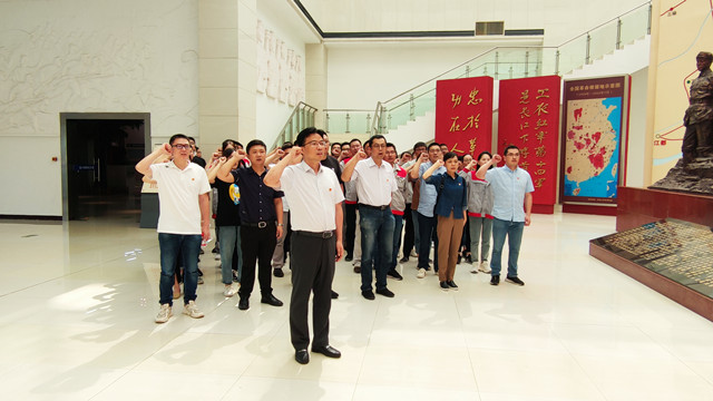 追寻闪光足迹，庚续红色基因——象屿海装党总支组织开展爱国教育主题党日活动